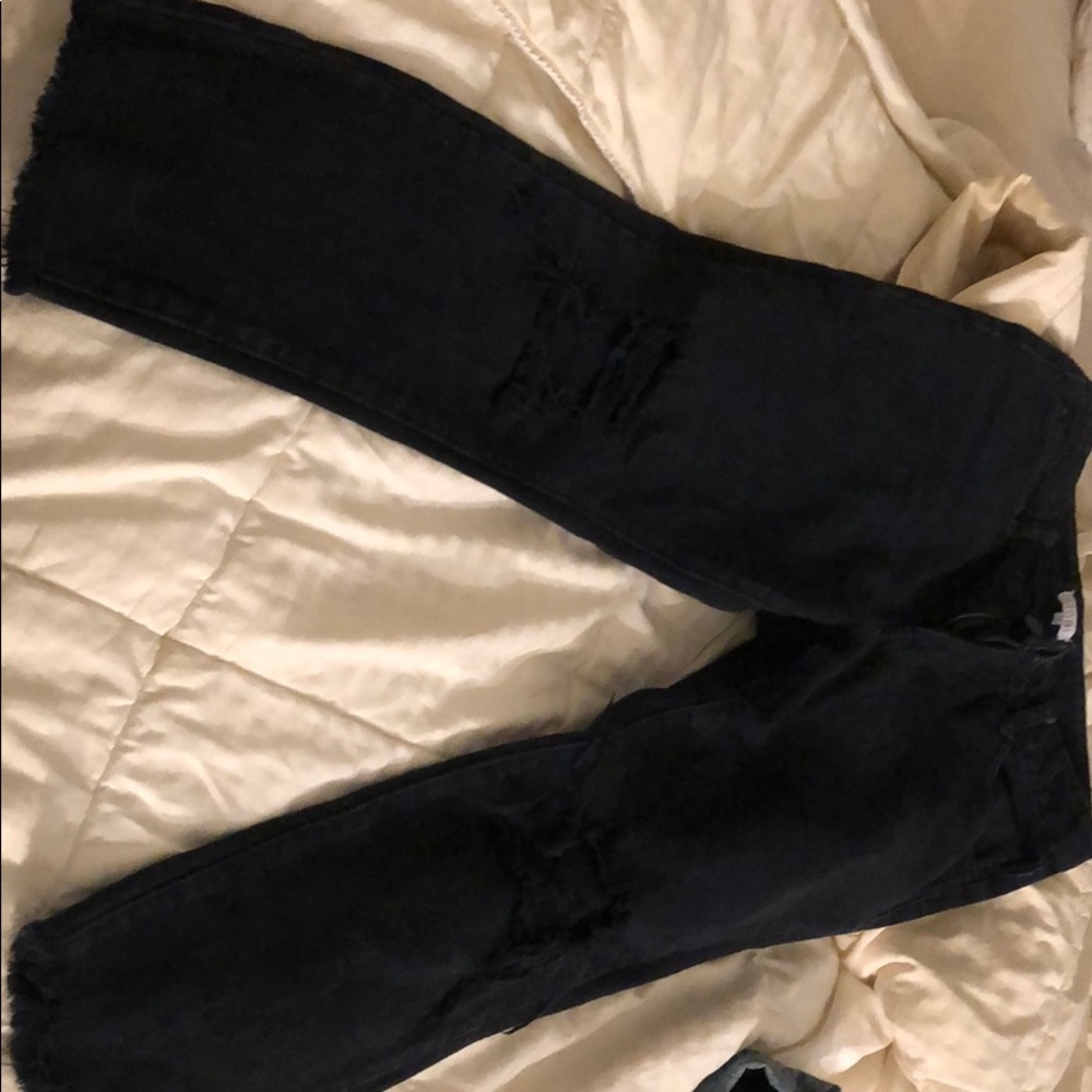 Black mom jeans, rips on knee!